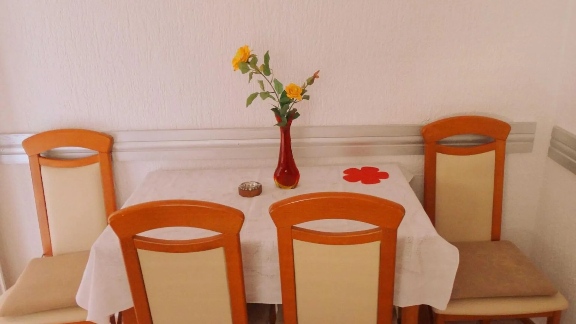 Lush And Sunny Apartment With Balcony And Sea View Crikvenica Croatia